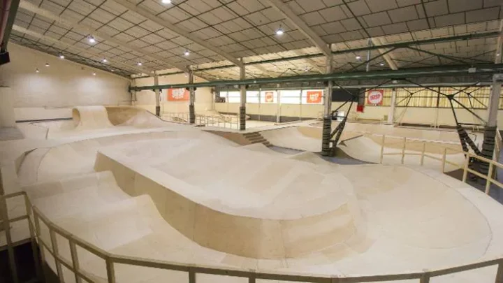 Bilbao abre la inscripción para las actividades estivales del skate park del polideportivo municipal de Txurdinaga