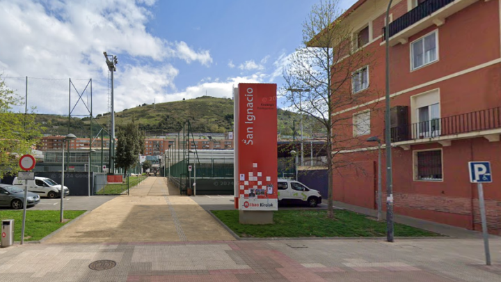 Ayuntamiento de Bilbao ocupa este lunes la zona peatonal en la calle Lekeitio con Lehendakari Agirre