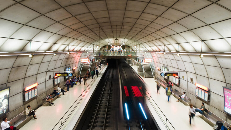 Retrasos generalizados en metro Bilbao por problemas técnicos