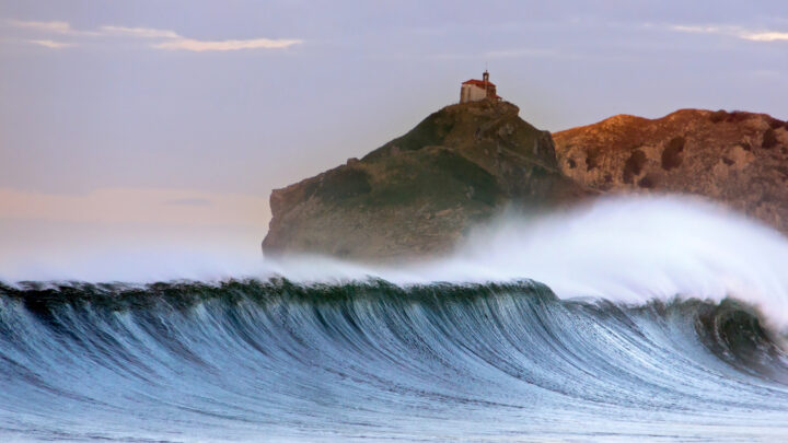 Las tres edades de San Juan de Gaztelugatxe: «Hace mil años se fundó un convento aún sin puente»