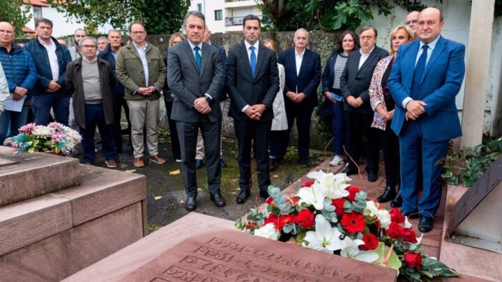 El EBB se reúne en Donibane Lohizune y rinde tributo al Lehendakari Agirre