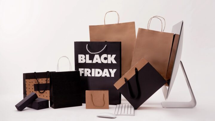 El peligro de las «estafas y prácticas engañosas» online en Black Friday