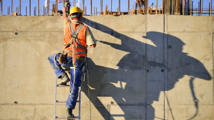 Euskadi registra 24 muertes por accidente laboral en 2024: «Nos cuesta mucho reducir esa cifra»