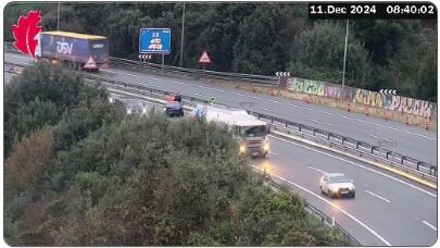 Un carril cortado en la A8 en Muskiz, sentido Bilbao