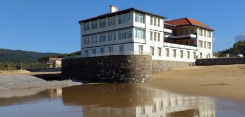 La estación marina de Plentzia ha albergado esta mañana la séptima jornada científico-técnica de Mares Circulares.